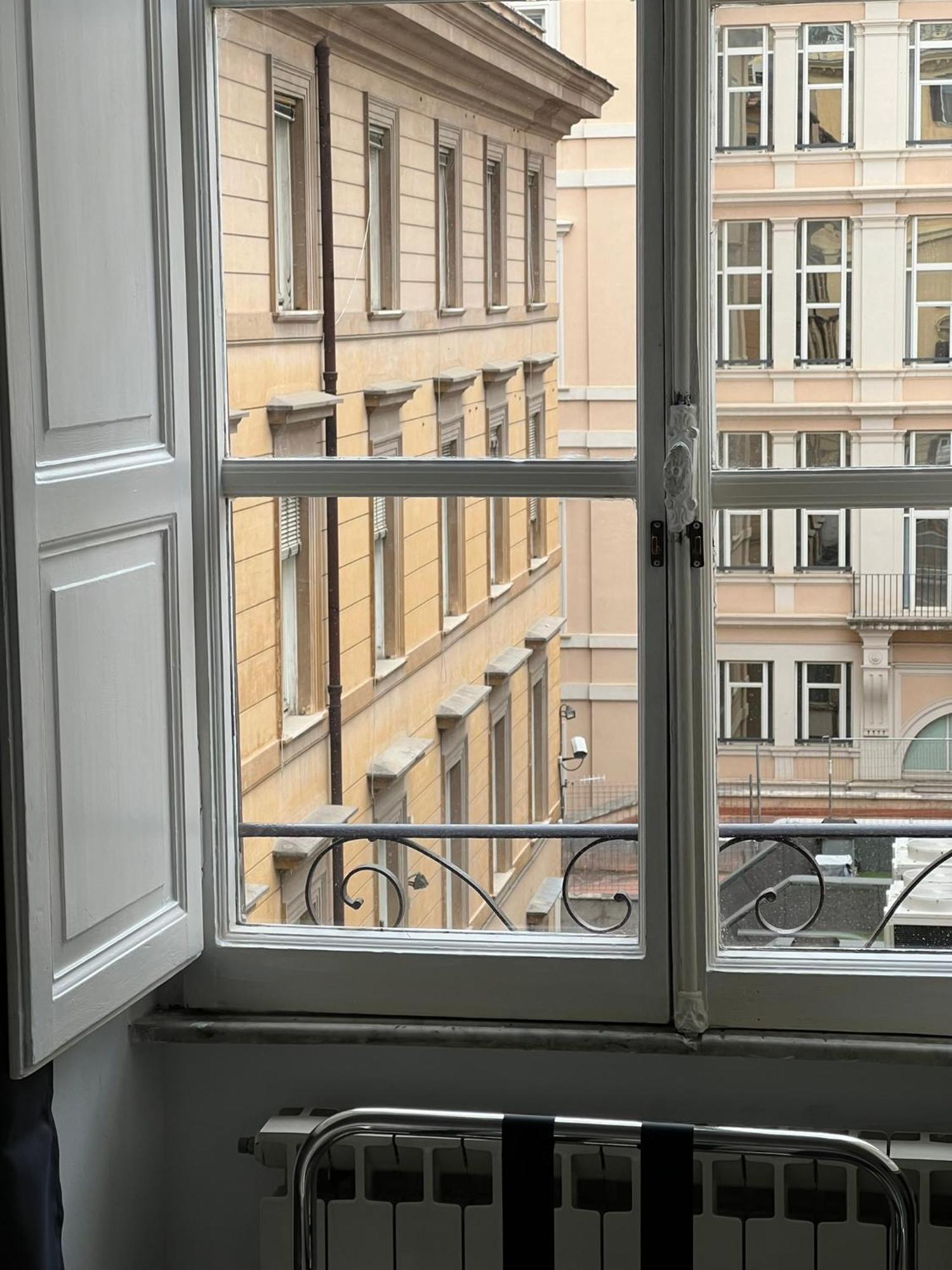 Luxury Room Anelli Center Of Roma — Foto 1
